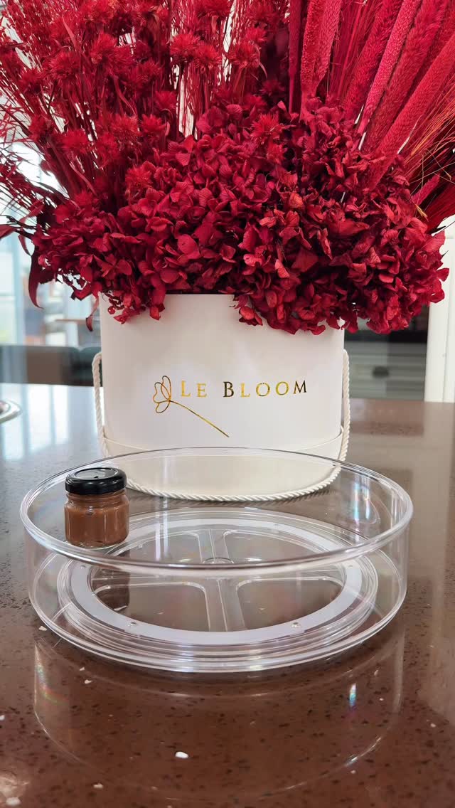 Café da tarde de aniversário? 🎁 quem não gostaria de receber, não é mesmo? ✨
Por aqui tivemos um preparado com muito a m o r .
| do jeitinho Le Bloom.
Faça a sua encomenda especial.