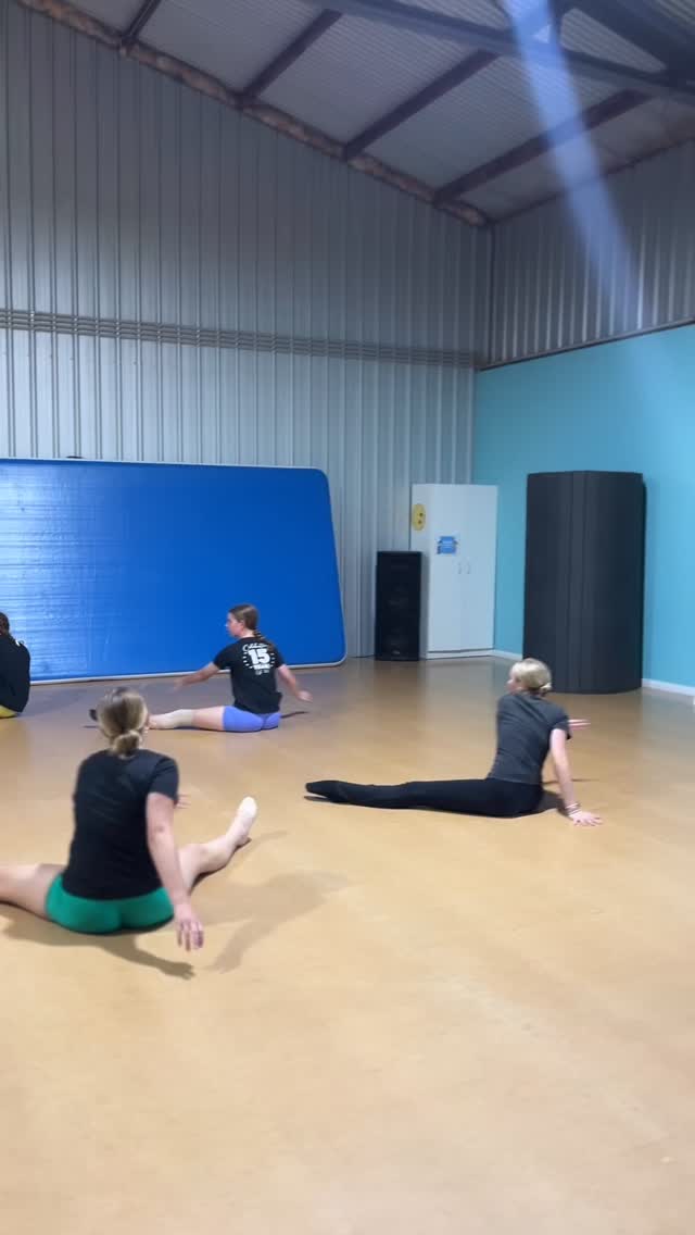 📣 2025 Enrolments are Closed
A friendly reminder that enrolments for new students in 2025 are now closed. We’re nearing the end of another wonderful dancing year, with just seven weeks remaining!
If you’re interested in joining us in 2026, please keep an eye on our social media pages for enrolment information and key dates coming soon 🩵