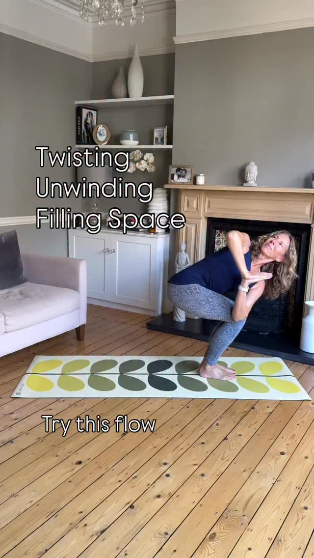 There is nothing more beautiful than seeing a person being themselves.
Imagine going through your day being unapologetically you,”
Steve Maraboli
I adore the above quote ( do we still like quotes within captions? 👇please let me know ).
The words above feel so appropriate for this gentle yet strong and intentional flow which starts in Parivrtta Utkatasana and unwinds into a Virabhadrasana Two. A posture which invites you to fill your mat.
Not just to take up space.
To unapologetically inhabit the space you are in. Be unapologetically you. ✨
Then a gentle twisting flow back. What do you think? 👇
I filmed this two weeks ago before I was diagnosed with proximal hamstring tendinopathy. I have a nasty cold (a family gift 🥴!) and a half marathon @royalparkshalf for charity @cardiacriskintheyoung to run on Sunday. I have a basic rehab programme for the hamstring and more tests ahead (the diagnosis may change). 🥴
So I will in part step away from here until after my run ( details in bio) so that I can focus and do the best I can. It’s for such a good cause. Wish me luck. 💪🏼#movementmedicine
Yoga classes continue with some small
changes to accommodate the above.
Gorgeous yoga mat @yogi.bare @orlakiely
Stay well!
🧘♀️
#vinyasaflowyoga #movementpractice #offthemat #londonyogateacher #yogasequence #yogatwists #mindfulyoga #maincharacterenergy #beyourselfalways
