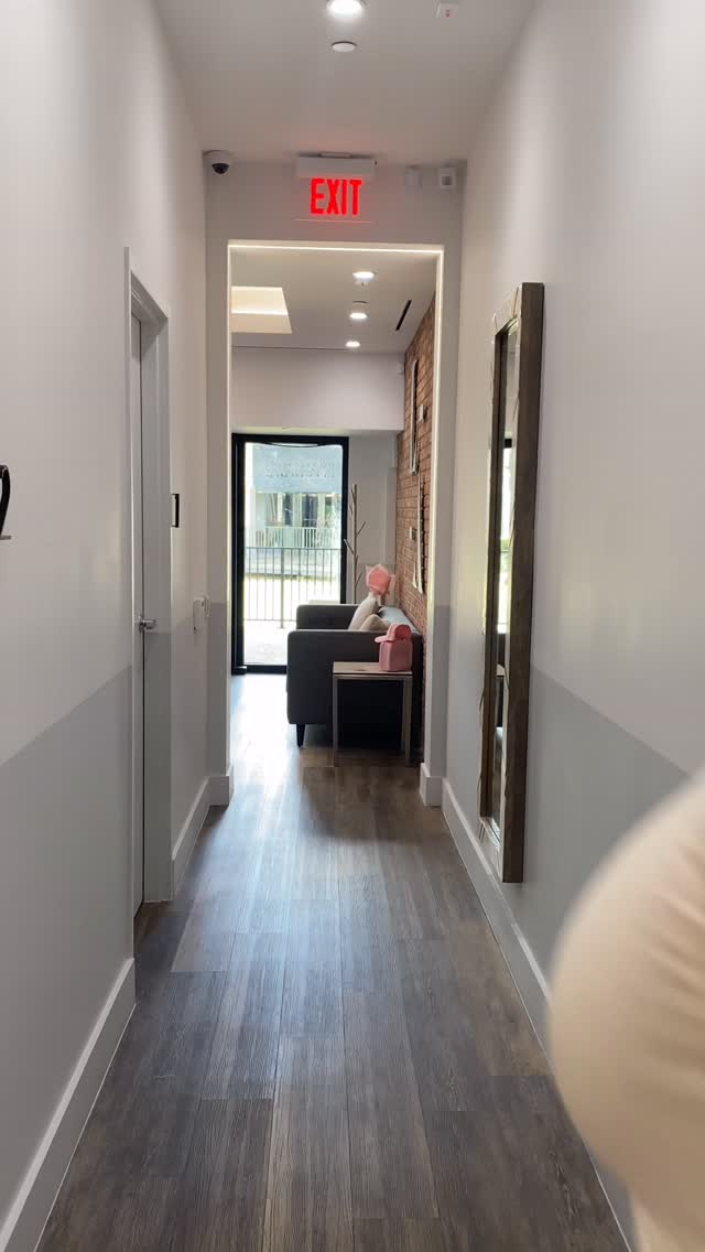 Can't keep me away from my @laseraway family 💞 LA has been my favorite for over eight years as my laser go to, and now @laseraway doesn’t just do lasers, they offer so many skin treatments & have also added more ‘tox options if you’re into that.
Neuromoaulators aren’t just for smooting wrinkles (they do do that,) but they can also help with things like subtle brow lifting to jawline refinement to chin dimples to neck bands.
Love love being taken care of @laseraway where everything is administered by licensed, experienced professionals. 🎀 #LApromotion