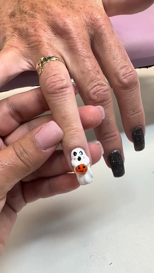 #jensenbeach #nailsalon #martincounty