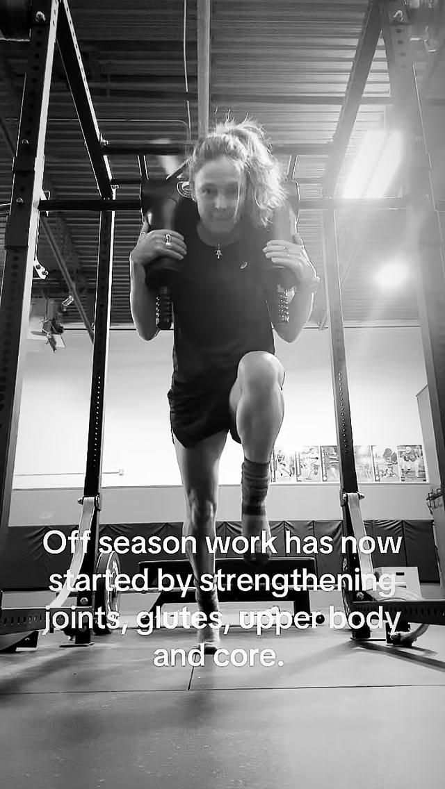 So off season work has now started as I personally have no more races this year.
I want to work on improving my downhill running through iso holds as this will strengthen joints, ligaments and tendons. I want to strengthen my glutes as there feels a slight imbalance going on there. My upper body to help with forward propulsion and of course my core and back.
So what are your work ons this off season?
#hardworkpaysoff
#training
#focus
#runhappy
#mountainrunning
#runningismytherapy
#ultrarunningtips
#runstrong
#runtoinspire
#ultratraining
#morethanwethinkwecan
#trailrunningviews
#200miletraining
#ultraruncoach
#enduranceruncoach
#ultratrailrunner
@evolvedsportsperformance
@fortius_therapy
@asicscanada