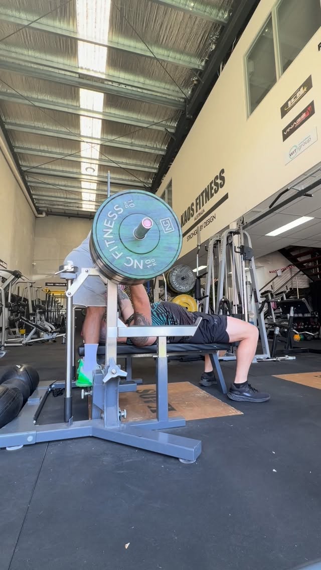 There isn’t whole lot of people in the world that can bench press 160KG‼️
We have 2
Congratulations to @parisgrampsas for knocking over another goal @kaosfitness.au onto the next one 🫡
#bringthekaos #benchpress
