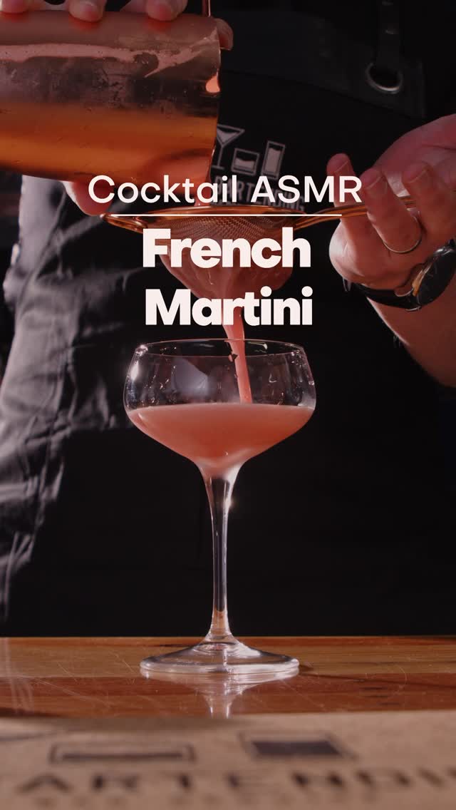 The sound of a perfect French Martini ✨
____________________
#MobileBartending #MobileBarHire #BartenderHireScotland