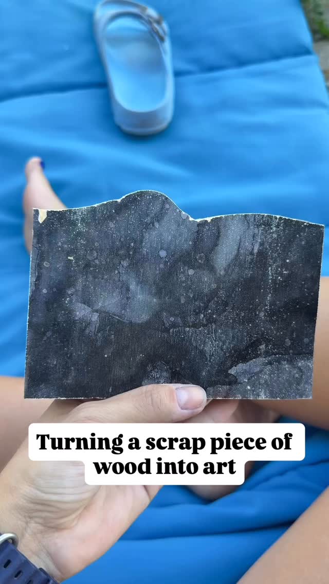 Turning a piece of scrap wood into art! 🏔️ I think I need to make a whole bunch of these little cuties 😍
#woodworking #mountainart #macrame #bohohomedecor #artist #woodart #natureart