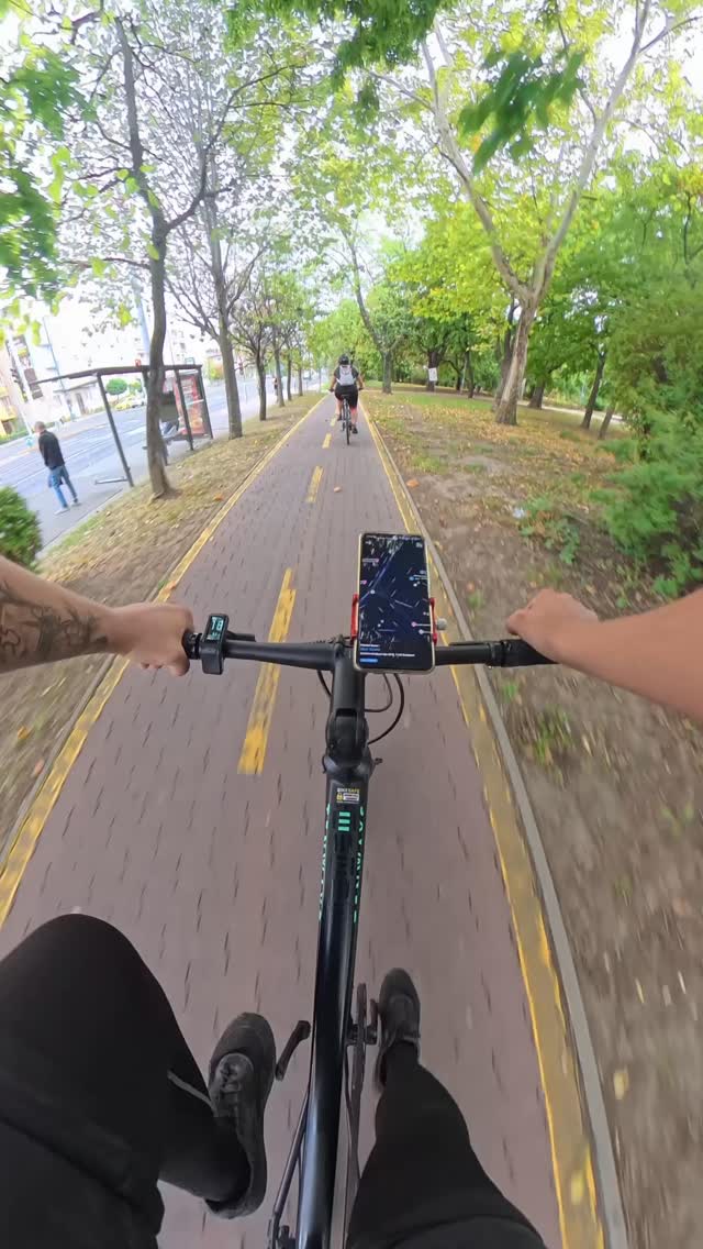 Szerinted sportnak számít a futárkodás?
#wantopfutár #wtf #futár #futárszolgálat #munka #kiszállítás #munkalehetőség #gyorsfutár #szállítás #bicikli #delivery #biciklisfutár #deliveryguy #cyclinglife #deliveryheroes