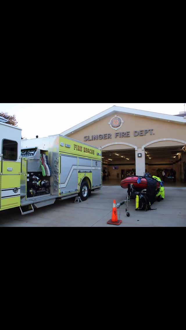 This week, we wrapped up another successful fire prevention week, which included our open house event and many school visits throughout the community.
A special thank you to Captain Tim Roskopf, and this year‘s fire prevention crew for their dedicated efforts in making these events happen!