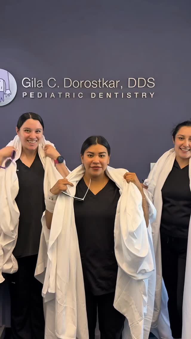 👻 some friendly ghosts spotted in our dental office! Our team got into the Halloween spirit with a fun ghost photoshoot — sunglasses and all. Wishing everyone a spooktacular October! 🎃🦷
#drgiladds #pediatricdentistry #millvalley #marincounty #greenbrae #kidssmile #kidssmile #pediatricdentist #halloween #ghostphotoshoot #trending #childrensdentistry