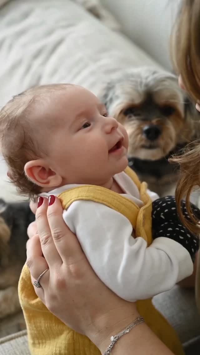Är du förälder till ett barn under ett år? 👶💛
Känner du dig ibland osäker på vad ditt barn egentligen behöver – om du gör rätt för ditt barns utveckling eller kanske missar något viktigt? 💭
Jag vill förstå hur den första tiden känns – vad som känns spännande, utmanande och vad du som förälder skulle önska mer stöd och kunskap om 💛 Därför blir jag jätteglad om du vill hjälpa mig genom att svara på några korta frågor.
Den här veckan letar jag efter föräldrar till barn under sitt första levnadsår som vill hjälpa mig skapa motorikmagi ✨
💬 Svara gärna innan måndag den 20 oktober kl. 22.00, så är du med i utlottningen av en personlig onlinecoaching med mig. Under samtalet får du möjlighet att ställa dina frågor och få konkreta tips och råd om hur du kan främja ditt barns utveckling på ett tryggt och lekfullt sätt.
Tusen tack – och tipsa gärna någon du känner som har ett litet barn 💛
👉 Du hittar frågorna här eller i min bio: https://forms.gle/YJuAfLy135PXsfud7