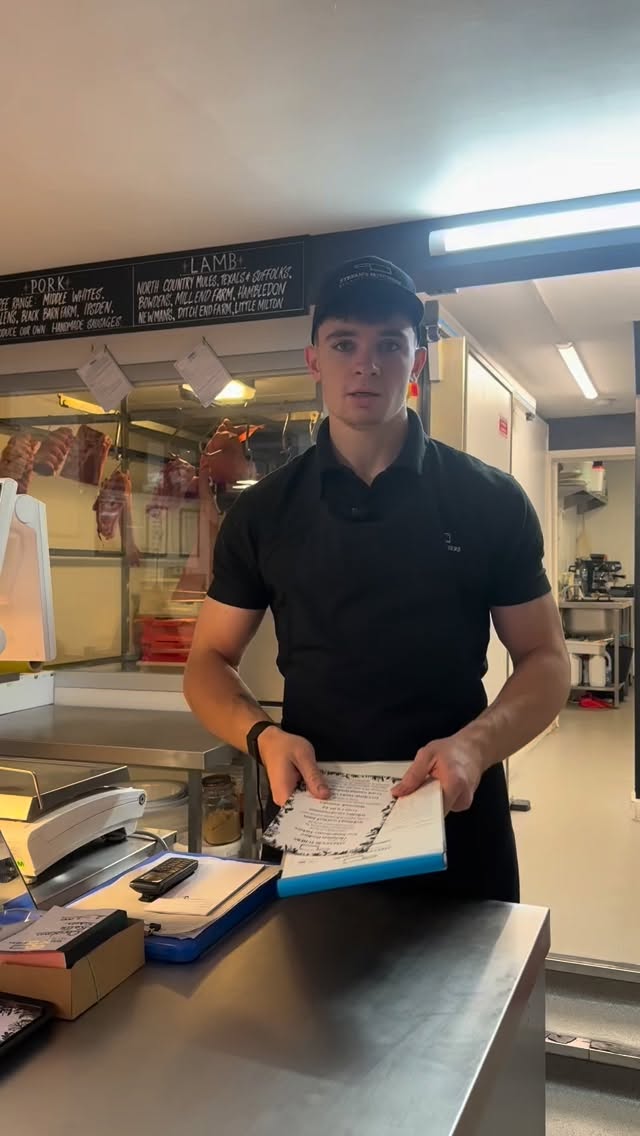 IT’S FINALLY HERE… 🤩🎄
Our Christmas order book is now open and ready for you to pick out exactly what you want to make that day the yummiest and most special day yet!
Come into the shop, fill out what you want and tick it off your to do list- spend £30 as well and maybe get £250 off your order as well! 🎟️
We’ll see you soon!
#wokingham #stayhungrywokingham #christmasorders #christmasfood #christmasdinner #meatlovers #foodies #foodlovers #butchers #supportlocal #localbusiness