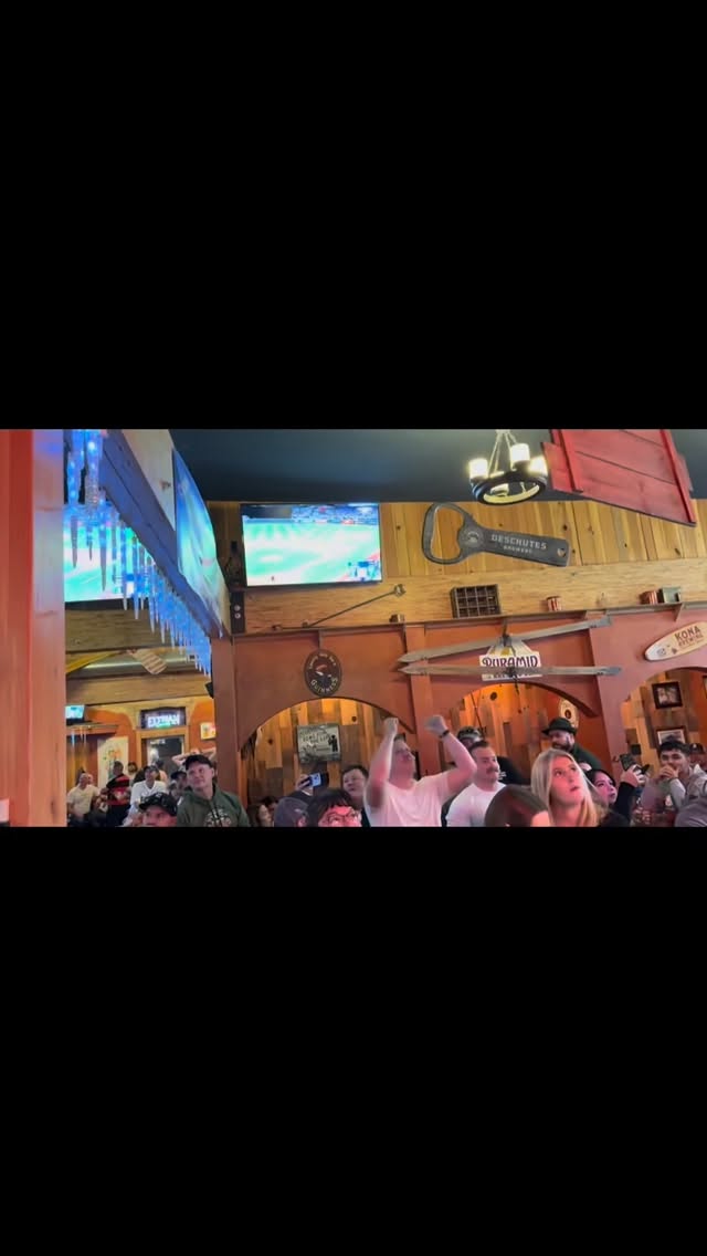 #leavenworth #mariners #comeup2getdown #leavenworthoktoberfest