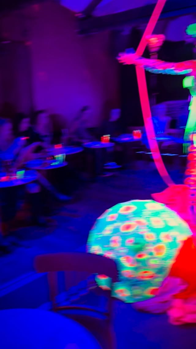 Glow up your hen party — Neon Naked style! ✨
Make your celebration unforgettable with a glow-in-the-dark life drawing experience! Whether you’d like a private class or want to join one of our regular sessions, we can cater to all kinds of hens — big or small groups, wild or chill vibes 🪩💖
We’ve got loads of locations across London, and now we’re bringing our classes to Leeds with @tattooed_nude !🎨💫
All art supplies are provided, and we can add costumes, face paint, or custom neon headbands to match your theme — making it totally unique and unforgettable for your group 💕
Head to neonnaked.com to book your hen party now and let’s make it glow!
#londonhenparty #henpartyideas #thingstodolondon #londonnights #londonart #alternativelondon #leedsevents #yorkshireevents #lifeDrawing #neonnaked #neonart #artclass #uniqueexperiences #birthdayideas #creativeevents #whatsonlondon #londonevents #leedsartscene