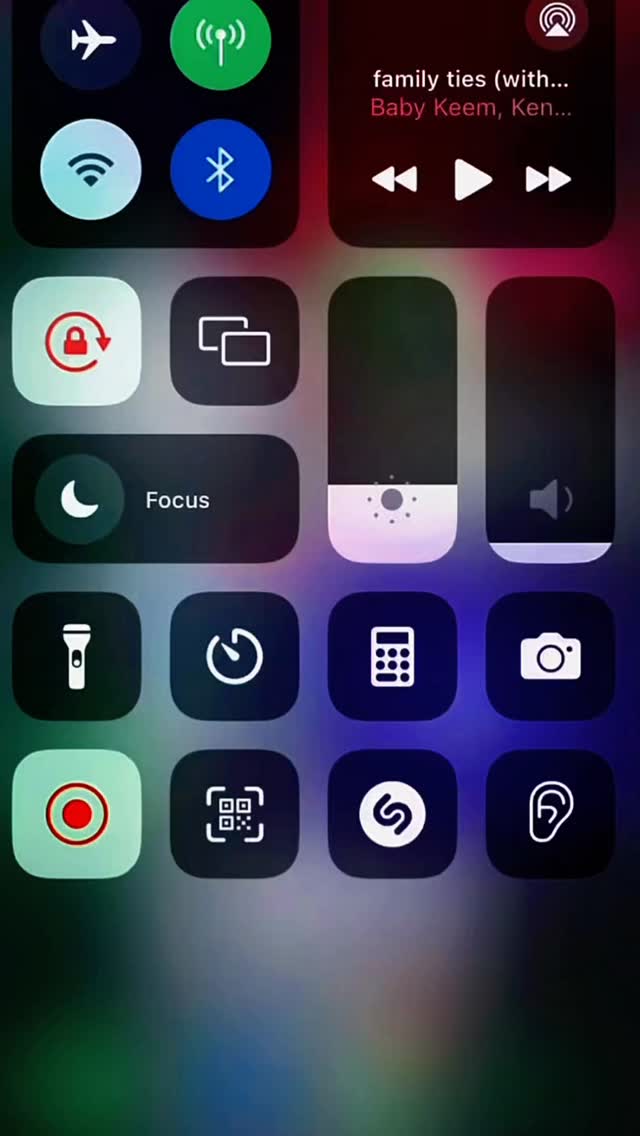 🔥STOP Skipping Calves! 🔥
You don’t need a machine for diamond-cut calves! All you need is your body weight and three key foot positions to hit every muscle fiber.
Try this no-equipment routine:
1️⃣ Toes Inward (Inner Calf)
2️⃣ Toes Forward (Gastrocnemius Focus)
3️⃣ Toes Outward (Outer Calf)
12 Reps x 3 Sets for EACH movement.
SAVE this for your next leg day and SHARE with a friend who needs bigger calves! 👇🏽
#calfworkout #noequipmentworkout #gymgirl
#fyp #fitnesstips