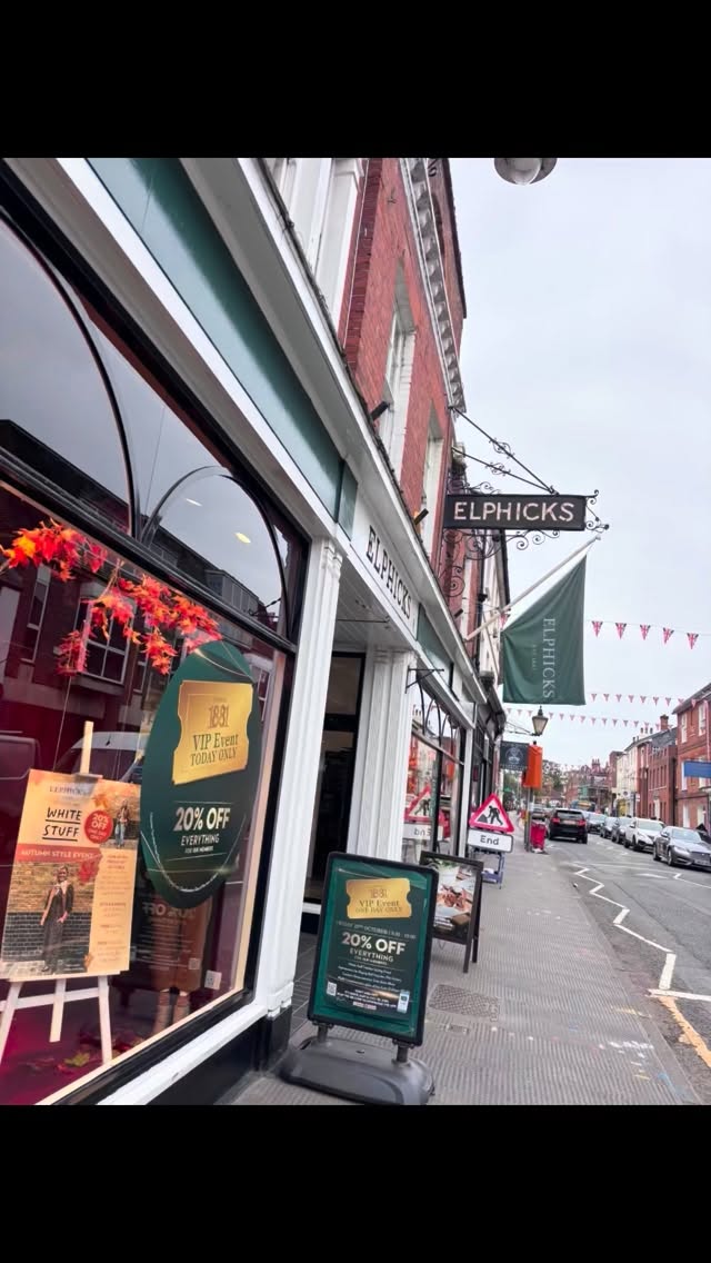 Such a privilege to be back working with Elphicks department store in Farnham!
Absolutely loved presenting the stunning AW25 @whitestuffuk collection and working with such a fabulous team!
Thank you to the fabulous @sharonleesmodel for being the perfect model, DJ Jim on the decks, wonderful Cat on the dressing room and the whole team @elphicks for looking after me and making the event such a big success!
And a little bonus meeting rugby legend Phil Vickery and getting signed rugby ball for my boys! 🏉
Thanks to everyone who came along ❤️ hope you feel inspired for the season ahead! x
#fashionevent #guestspeaker #fashionstylist #eventhost #aw25 #trends #whitestuff #elphicks #stylingevent