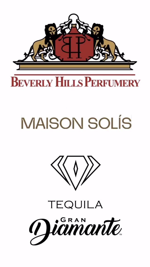 A night where heritage met niche perfumery! The launch event for @maisonsolis Mezcal at Beverly Hills Perfumery, in collaboration with @tequilagrandiamante. We celebrated Día de los Muertos with artistry, aroma, and agave. We sipped, we sniffed, we ate…thank you to everyone who came, it was an unforgettable night!
#bhperfumery #beverlyhillsperfumery #maisonsolis #tequilagrandiamante #perfumeevent #nicheperfume #mezcal #tequila #diadelosmuertos #event #beverlyhills #goodtimes