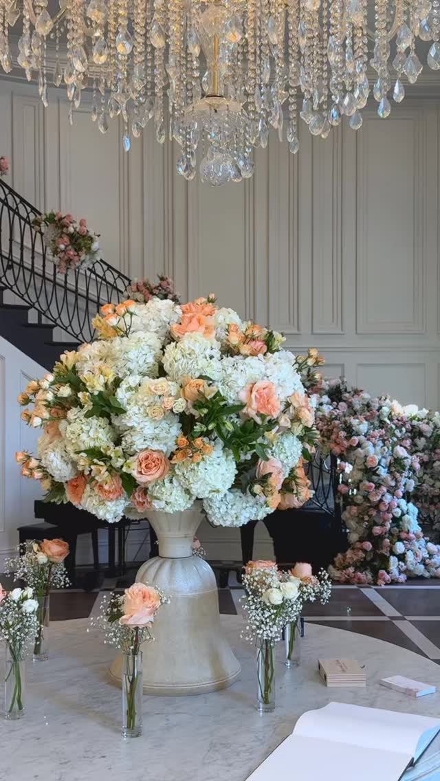 A floral fairytale brought to life ✨🩷🌸
📸Photography: @sunnyside.weddings
📌Location: @florentinegardensnj
📋Event Planner: @radzevents
💄Makeup: @artistry.by.noor
🎧Music: @dj.ace._
🍴Catering: @tandoorny
🎞️Photobooth: @ipicphotoboothnj
#exclusiveevents #exclusiveeventsny #luxurywedding #luxury #weddinginspo #decoration #weddingdecor #floral #eventdecor #dreamwedding #weddinginspiration #weddingdecoration #romanticdecor #perfectday #weddingreception #wedding #southasianwedding