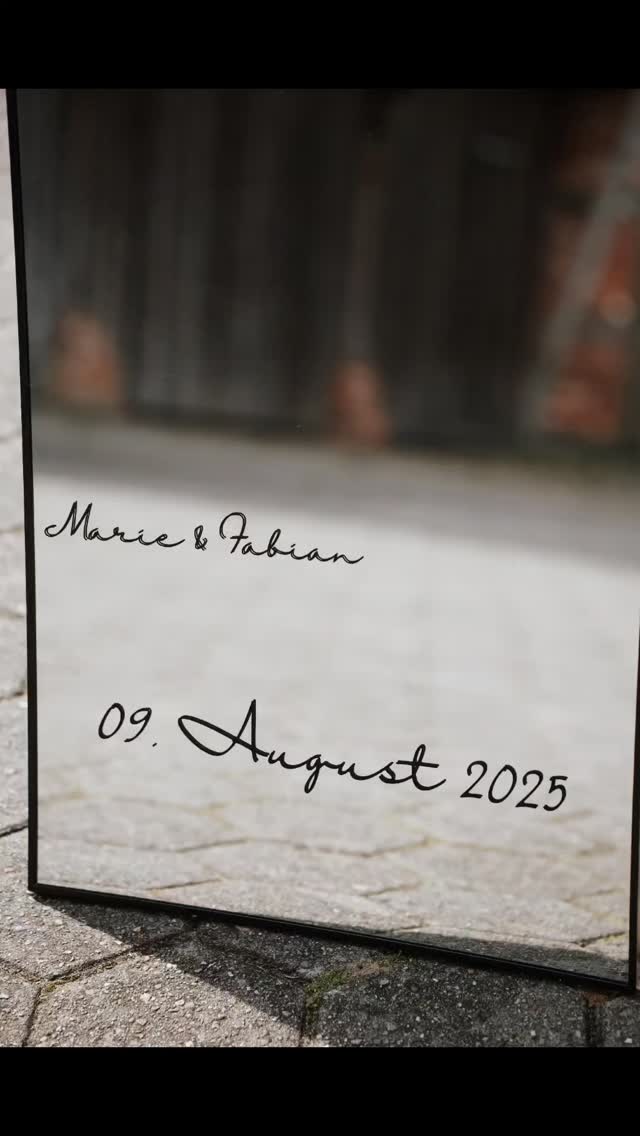 „Die letzten Minuten vor
einem großen Moment... 💕
Ein Blick in den Spiegel – die Frisur sitzt, das Kleid glänzt, das Herz ist voller Freude und Liebe. 👰🏼♀️💫
Gleich öffnet sich eine neue Tür... ein gemeinsamer Weg, ein neues Kapitel voller Liebe, Glück und unvergesslicher Erinnerungen. ✨💗
Wir danken euch, dass wir an diesem besonderen Tag dabei sein durften und euch mit euren Frisuren begleiten konnten. 💇🏼♀️💍
Heute beginnt für immer.“ 💞
#hochzeit #liebe #braut #bräutigam #hochzeitstag #trauung #verliebt #hochzeitsfotografie #hochzeitskleid #brautpaar #hochzeitsfeier #hochzeitsinspiration #hochzeitsdeko #hochzeitsplanung #hochzeitsmomente #hochzeitsliebe #jaichwill #hochzeitsideen #hochzeitsträume #liebesgeschichte