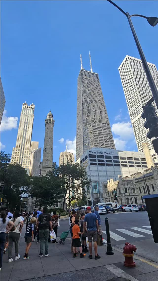 Cantine del Mandrolisai had the pleasure of taking part in Vinitaly USA – Chicago, sharing the unique spirit and flavors of our land with wine lovers, importers, and professionals from all over the world.
We’re proud to see the wines of Mandrolisai gaining more and more attention abroad — a true expression of Sardinia’s heritage, tradition, and passion.
A heartfelt thank you to everyone who visited our stand, tasted our wines, and shared their enthusiasm with us. See you at the next stop!
#CantineDelMandrolisai #VinitalyUSA #VinitalyChicago #Mandrolisai #SardinianWine #ItalianWine #WineLovers #WineTasting #Winery #ChicagoWineEvent #DiscoverSardinia #WineExperience #RedWine #AuthenticWines #MadeInItaly #Barone1889