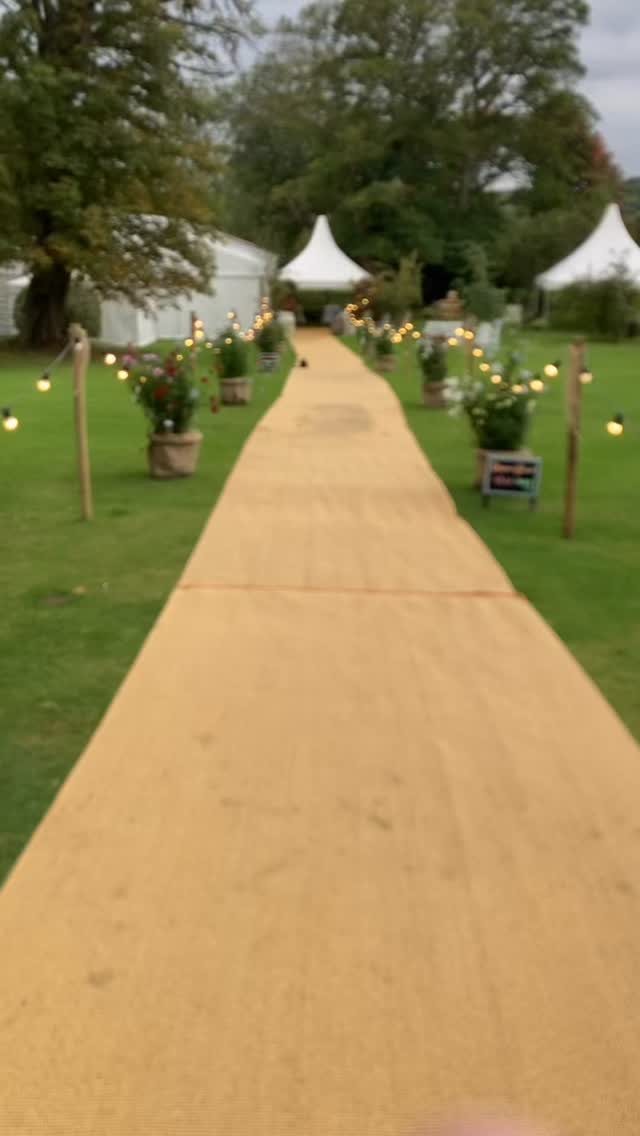 Jessica & Andrew
20/9/2025
#weddingcatering #marqueeweddings #lincolnshire