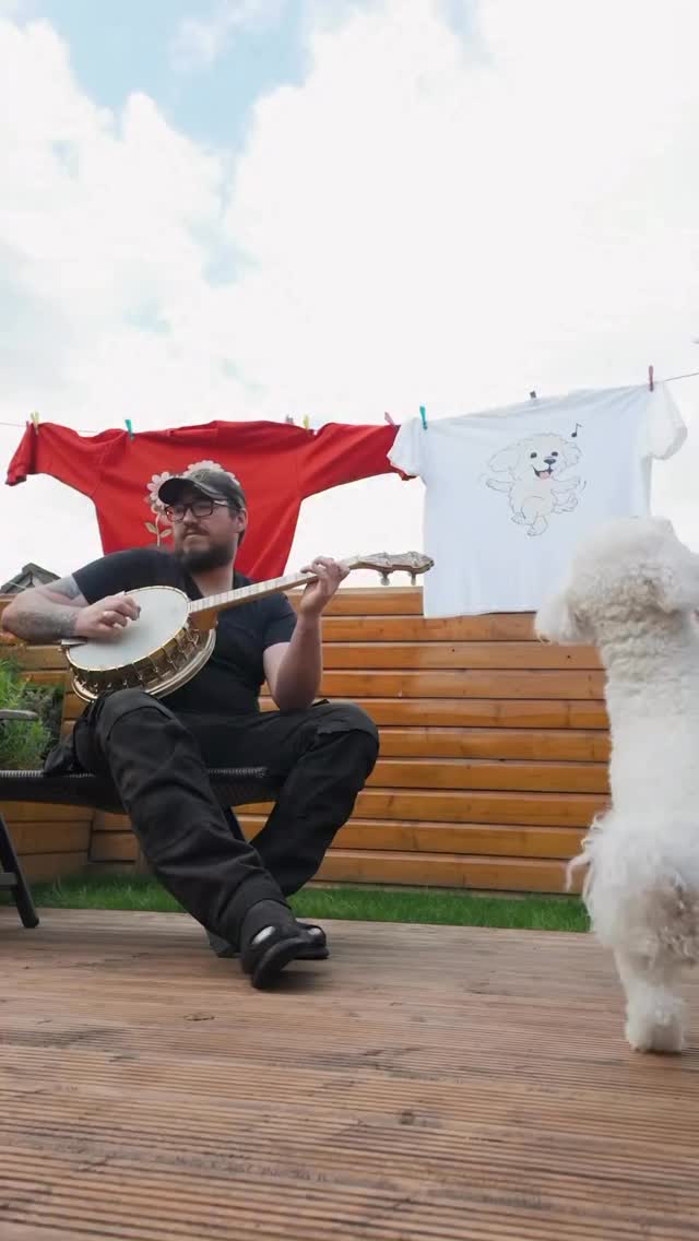 He's got moves!! 😆 @davidharrismusic96 👏👏👏
#Dogarooo #DogConvention #pasadenadogs #DogParents #DogsOfInstagram #amazonpets #amazondogs #convention #conventions #rescuedogsofinstagram #dogevent #dogreels #doginfluencer #doginfluencers #doginfluencersofinstagram #dogtoysofinstagram #petexpo #funnydogvideos #funnydogmemes #dogtrainers #funnydogs #funnydog #losangelesdogs #dogmeme #doginfluencersofinstagram #funnydogreels #funnydoggo #funnydogmemes #maltipoo #dogrescue
