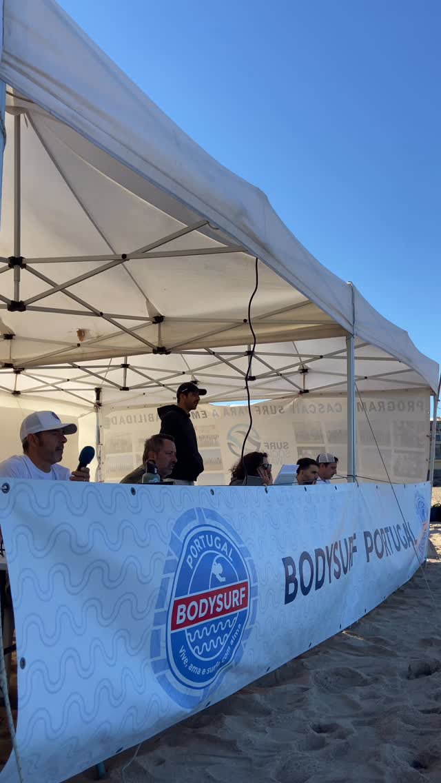 Cascais Pro ‘25 is ON! 🔥
@cascais_oficial
@fps_oficial @ericeirasurfskate @billabong_portugal @dafineurope @espumantaria.pt @portugalnatural_co @fonte_viva_culligan @thebodysurfschool @portugalrentacar @asswsurfacademy @surfrider.lisboa @meobeachcam @ahua.surf @ferroviario.bar.terraco
#bodysurfportugal #campeonatonacional #bodysurf #portugal