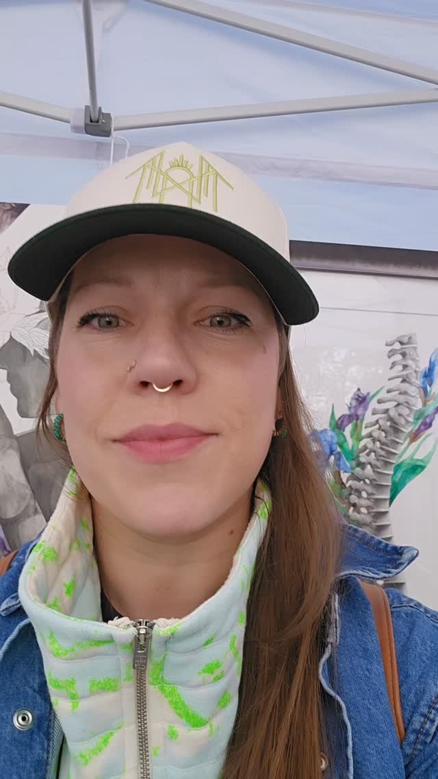 I'm at the inaugural City of Lakes Art Festival this Saturday and Sunday booth 134 at Bde Maka Ska!
.
.
.
.
.
.
.
#femaleartist #artdrawing #laineswansonart #bdemakaska #femaleswhopaint #anatomyartist #botanicalart #flowerpainting #artist #mplsart