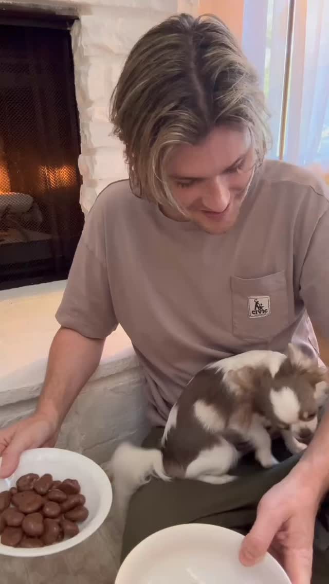 Clint here! I’m in California where it’s finally starting to feel like fall! A perfect day for a cozy pecan snack! 🍂
Just thought I’d share a little something from back home in South Georgia, where these pecans grow on our family farm.
Our pralines and chocolate-covered pecans are seriously the best! Grab some at godwinpecans.com
#GodwinPecans #GeorgiaGrown #FarmToTable #PecanPralines #ChocolateCoveredPecans