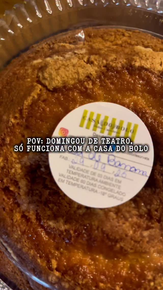 #APOIADORES Conheça a Casa do Bolo Tijuca (@casadobolocaseirotijuca ) ✨
Hoje nosso agradecimento vai para a Casa do Bolo Tijuca, que adoça nossos ensaios, camarins e incentiva a nossa arte. 🎂💛
Se você ainda não conhece, vale a visita. Afinal, não tem nada melhor do que teatro com gostinho de bolo quentinho. 😋✨
Obrigado, @janabolosdesucesso 💛
📍 Endereços na Tijuca:
Rua Haddock Lobo, 391 – Loja 1
Rua Conde de Bonfim, 568 – Loja C
🎟️ Garanta já o seu ingresso para o espetáculo.
💛 LIMÍTROFE - CURTA TEMPORADA
🗓️ Até 26 de outubro
⏰ Qui a sáb | 19h — Dom | 18h
📍 Teatro Dulcina – RJ
🟠 Classificação 14 anos.
🎟️ Ingressos disponíveis no Sympla.
#Limítrofe #ApoioCultural #TeatroCarioca