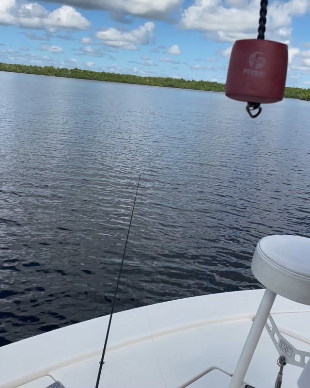 a rare catch aboard! This #redfish not my first but definitely rare, was caught aboard recently, along with a half dozen of his friends! A great trip indeed.. We are now enjoying a great #redfish catch, call me to get in the fun 🤙🏻 📲305-778-5342 #a2fishingcharters #irtreels #cajuncustomrods #donnmarpliers #reelfishyapparel #tfoflyrods #donnmarpliers #palmythgloves #fourhorsementackle #fortressmarineanchorsusa #captainspreferredproducts