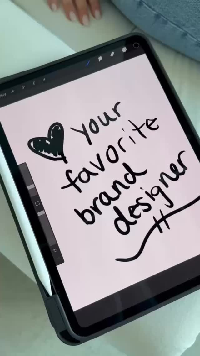 Just your fave brand bestie out here curating vibes, hyping dreams, and creating magic ✨
Had fun with this one😄
Shoutout to @herbrandphoto for capturing this content & my model @photosbymaryjo ✨