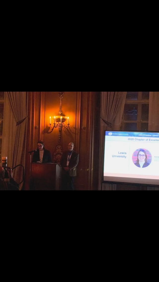 So proud of our chapter president Kiersten Smith for representing us and speaking about our work in the community! Stay tuned for tomorrow when we receive the award for outstanding chapter!
#krwe #krg #chemistry #ecs2025 #ecs248