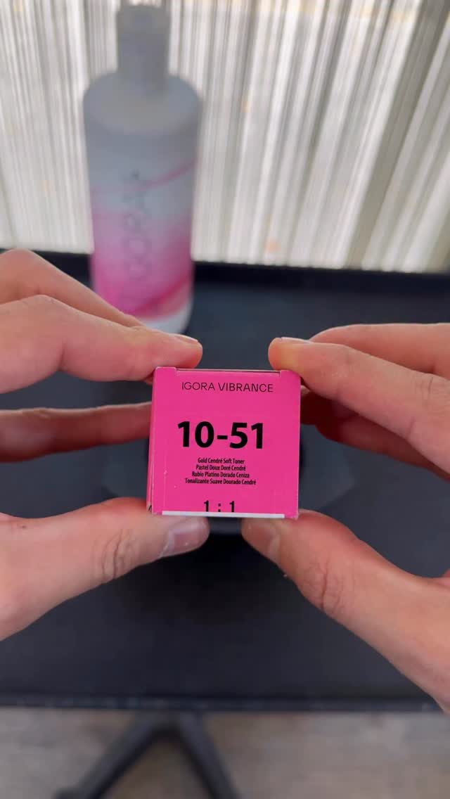 New Schwarzkopf IGORA Vibrance shade 10-51 Barbie Blonde — instantly one of my favorites 🔥
#SchwarzkopfCAN #MOREVIBRANCE #pastels #platinum #hairstylist #shadeswatches #newshades #toning #blondehair #fyp #hairtutorials