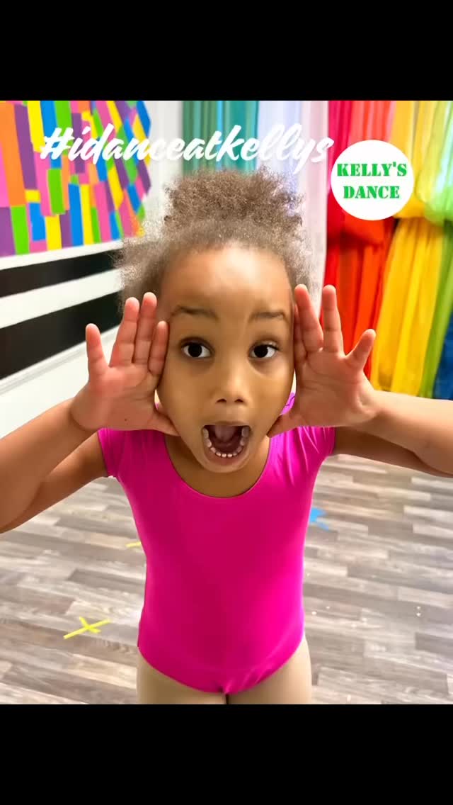 Turning cute to scary is not easy!
www.kellysdancesummerville.com
#kellysdance #idanceatkellys #season18 #kdsfamily #summervilledance #summervilledancestudio #summervillemoms #summervillekids #summervillesc #summerville