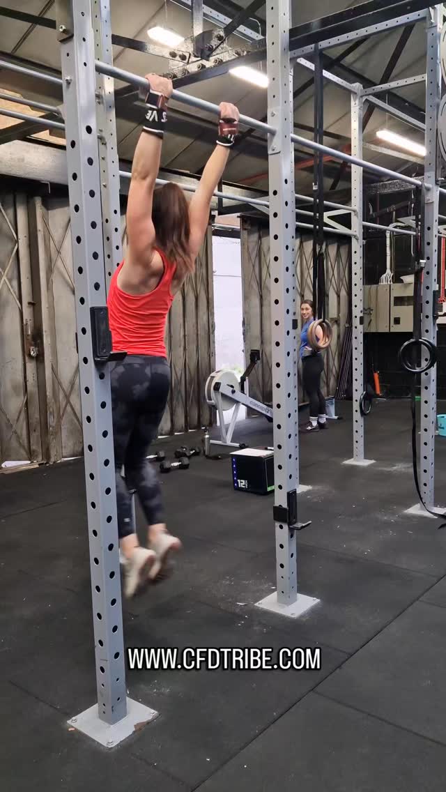 🗝 TOES TO BAR UNLOCKED 🔓
A big day for Tribe legend Aoife nailing her toes to bar for the first time.
This ladies' gymnastics are only going one way 📈👆☺️
Aoife joined our postpartum classes in May after having her second baby. After spending a couple months in our Tribe Mama classes, she moved to our regular Tribe Classes, where she's continued to make amazing strides in her strength & fitness 💪
If you'd like to join a gym where your goals look like these, why not reach out today and get booked in 🙌
_____________________________________________________________
Want to try out CFD Tribe?
🔗 link in bio to get a FREE trial class
📍3A, Saint George's Avenue, D03 RH36
#cfdtribe #community #dublin9 #queen #drumcondra #santry #whitehall #member #spotlight #Ireland #gym #Dublin #dublin3 #Dublin11