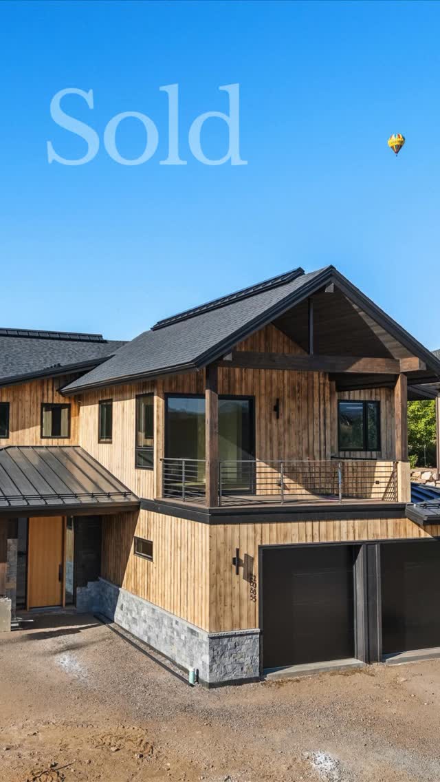 New Construction U/C in 4 Days!
From blueprint to closing table, this new-construction home had a story worth telling. We launched it at the perfect moment, and within 4 days, the right buyer fell in love with the sweeping ski area views, high-end finishes, and that unmistakable “new home” feel.
While the average home in Steamboat stays on the market for over 30 days, this one moved fast. This is proof that great design and strategic marketing make all the difference.
We helped navigate the final stages of listing and marketing a new build and connected our sellers with the perfect buyer.
Congratulations to everyone involved 👏 We loved being part of this incredible journey!
Listed and Sold by The Boyd & Berend Group
Steamboat Sotheby’s International Realty
📲 970-819-3730 | SteamboatAgent.com
#JustSold #SteamboatSprings #MountainLuxury #SkiTownLiving #NewConstruction #LuxuryRealEstate #SothebysRealty
#sothebysrealty #sothebys