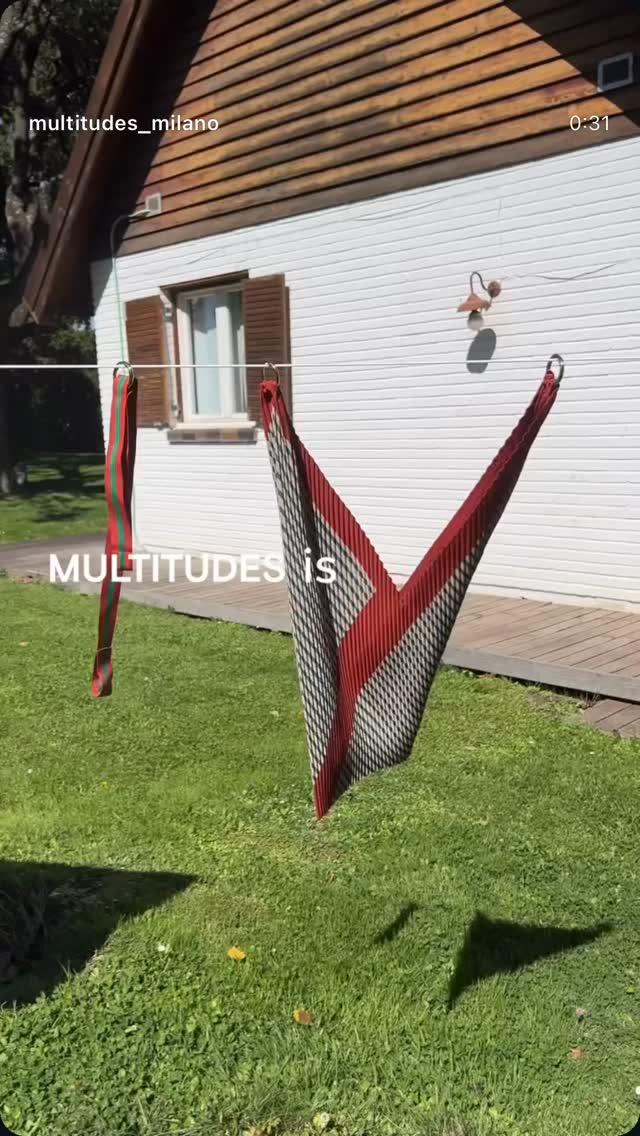 MULTITTUDES is…
#multitudes#totebags#pleatedbag#pleatbag#conceptstore #conceptstorestyle #slowfashionretail #museumshop #hotelboutique #resortstore #curatedfashion #boutiquedesign #fashioncurator #selectstore#wholesaleagency#athensshowroom