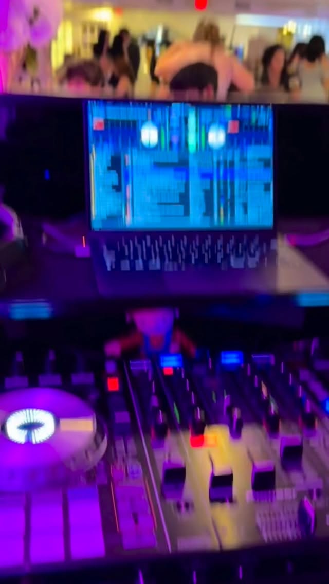 The lights, the music, the memories — A Sweet 16 to remember! 🌟 #DjAmino #EventDJ #ColorblindPrd #Sweet16Magic