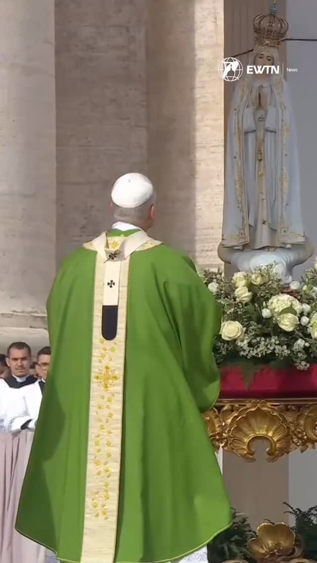 Påven Leo XIV firade under gårdagen den heliga mässan för jubileet av Mariansk andlighet på Petersplatsen och uppmanade de troende att se i den Heliga Modern en förebild för hur man vänder sig till oc…