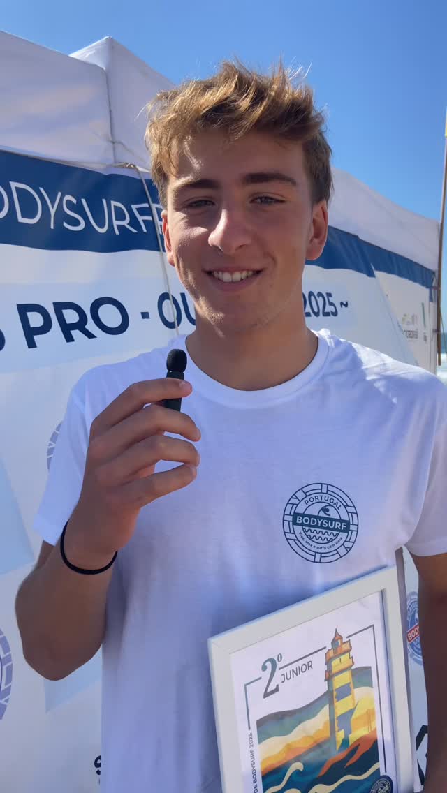 Após as 5 etapas, David Nascimento é o novo Campeão Nacional de Bodysurf, na Categoria Júnior. PARABÉNS DAVID!
@cascais_oficial
@fps_oficial @ericeirasurfskate @billabong_portugal @dafineurope @espumantaria.pt @portugalnatural_co @fonte_viva_culligan @thebodysurfschool @portugalrentacar @asswsurfacademy @surfrider.lisboa @meobeachcam @ahua.surf @ferroviario.bar.terraco
#bodysurfportugal #campeonatonacional #bodysurf #portugal #campeao