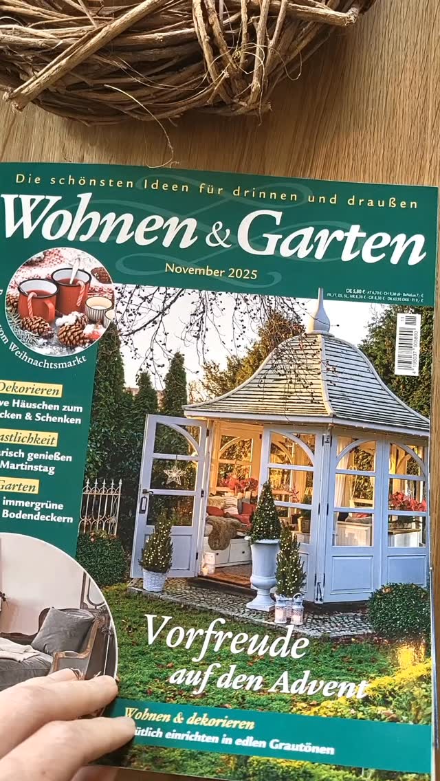 Vielen Dank an @marionstieglitz @hubert_burda_media #wohnenundgarten
#weihnachtskarten #weihnachtspost #christmascards #bespokestationery #handmadecards
#gardendesigner #atelierharich
#atmospheredesign