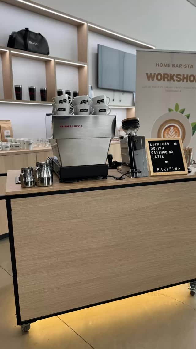 Maak jouw event onvergetelijk met onze mobiele koffiekar! ☕️
Versgezette koffie, heerlijke geuren en gezellige vibes — wij brengen de barista-ervaring tot bij jou.
🎉 Perfect voor feesten, events & speciale gelegenheden.
📅 Boek nu en geef je gasten de boost die ze verdienen!
