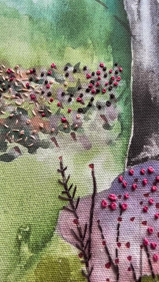 Today I am prepping at speed for the Great Northern Contemporary Craft Fair that starts on Thursday in Manchester.
This is Roe Deer, a painting based on the deer that share our urban environment in Salford. They are a rare and beautiful sight, and I was lucky enough to see one recently.
Roe Deer is a kit with my printed painting, and lots of beautiful threads for you to recreate this.
#gnccfmcr25 #gnccf #victoriabaths #manchester #salford #roedeer