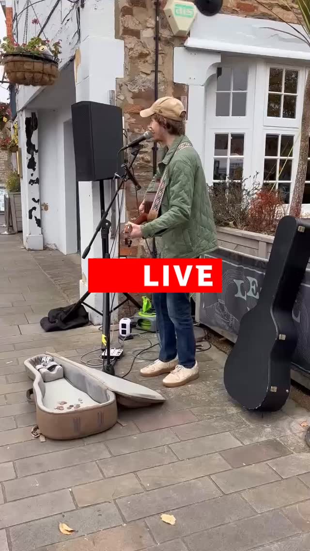 Seb Longhorn is live now on Castle Green at today’s Taunton Independent Market
#today #tauntonmarket #somersetmarkets #livemusic