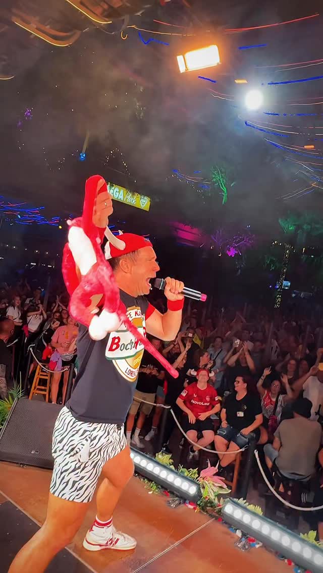 Das Kunststück des Jahres im Megapark geht an Lorenz Büffel 😂
____
#megapark #ifeelmega #jubiläum #unitedpartypeople