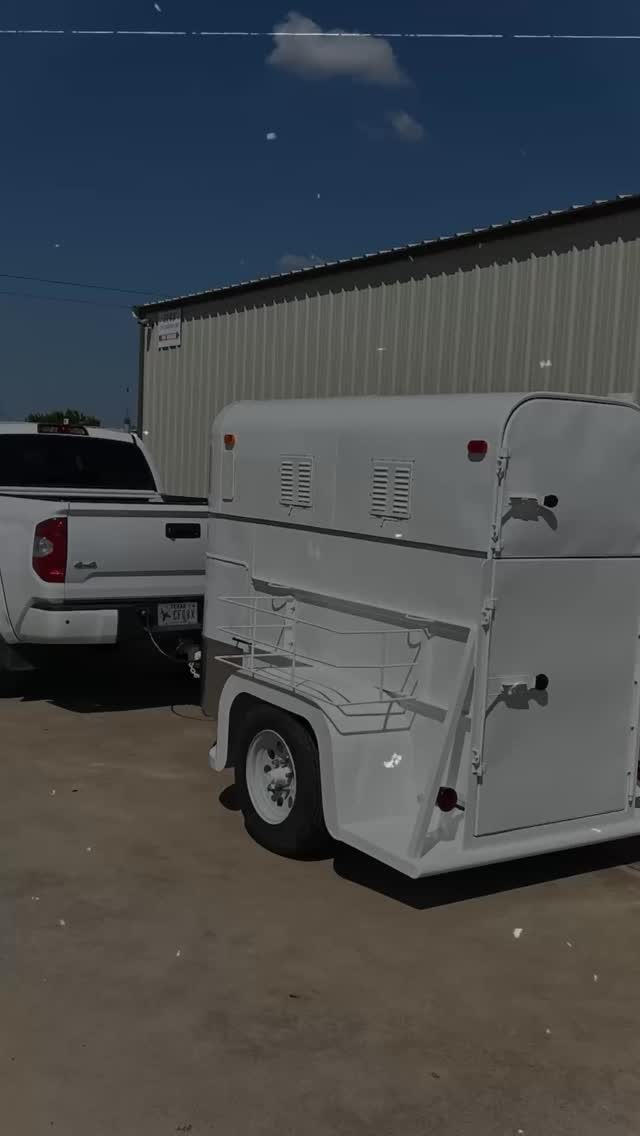 Putting a piece of American history back on the road. Refurbished a 1960 CC Lite Trailer. Dark Horse is the best in town for trailer restoration. Contact us today to discuss your trailer project.
#trailerrepair #trailerrestoration #supportyourlocalwelder #dhmw #granbury