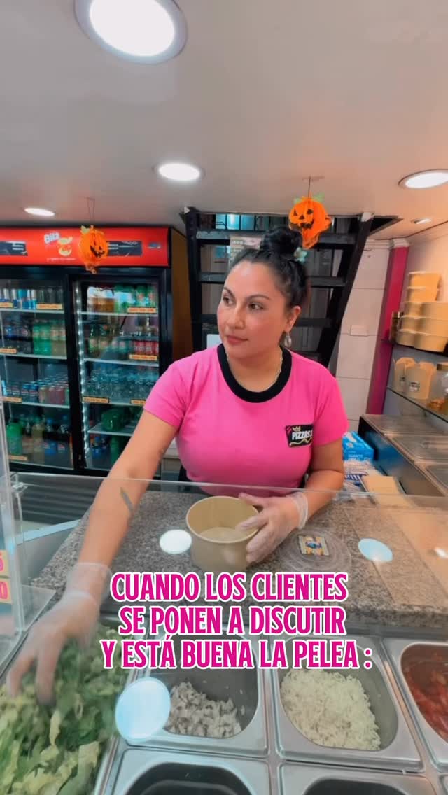 El chisme no se vende… pero se comparte 🤫
#HumorDeLocal #ChismeModeOn #RisasChilenas #VendedoresEnAcción #ReelDeHumor #LocalConEstilo #ChismeDePasillo #TeamRisas #TikTokChileno #humordeldía