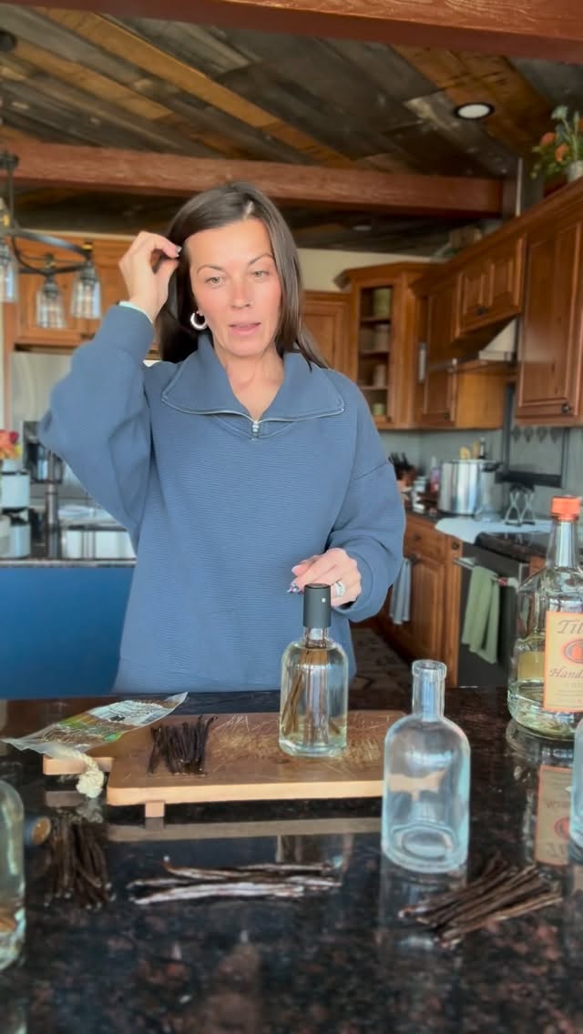 Making your own vanilla extract is one of those simple kitchen magic moments ✨— just vanilla beans, good vodka, and time.
I love using Tito’s Vodka for this recipe because it’s smooth, clean, and made from 100% corn — which means it’s naturally gluten-free and won’t add any harsh flavors that can compete with the vanilla. You end up with a pure, rich, aromatic extract that gets better with age.
This makes a perfect homemade gift for the holidays — thoughtful, practical, and made with love. 🎁
Tie a little ribbon and tag around the bottle, and you’ve got a gift your friends, family, or coworkers will actually use (and adore). 💛
🗒️: FITNCLEAN Grade A Organic Madagascar Vanilla Beans
Side Note… my accent came out halfway through the clip. Can you guess where I’m from? If you already know me personally, you are not allowed to comment on that 🤣
#herbaltips #plantbasedhealing #natureknowsbest #herbalmedicine #apothecarylifestyle #greenremedies #naturespharmacy #herbalismcommunity #healingfromnature #3crowsapothecary #homemadevanilla #vanillaextract #diygifts #titosvodka #naturalliving #holidaygifting #apothecarylife #simpleliving #handcraftedwithlove #holistickitchen #madewithlove #slowliving #homemadeholidaygifts