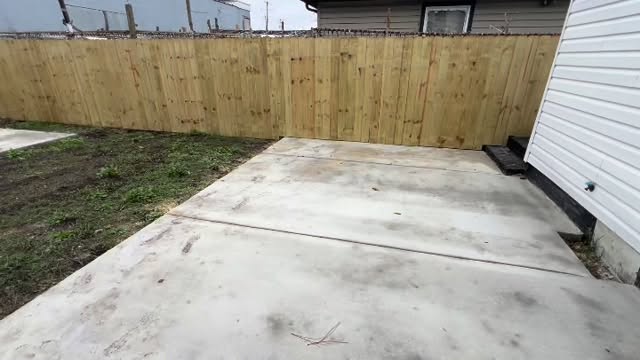🏡 Just wrapped up this sleek concrete patio, sturdy shed slab, and fence installation in Norfolk, VA. Transforming outdoor spaces, one yard at a time! 💪 #TurfsUpContracting #ConcretePatio #FenceInstallation #NorfolkVA #OutdoorLiving