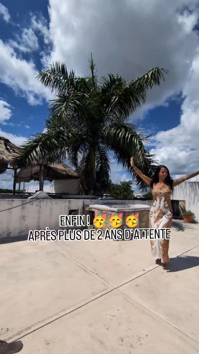 Après plus de deux ans et demi d’attente,
une situation qui me pesait profondément vient enfin d’avancer.
Et demain, une nouvelle page se tourne. 🌅🥰🙏🏾
Publier cette vidéo ici aujourd’hui me sort énormément de ma zone de confort…
mais tu sais quoi ? C’est exactement là où je dois aller.
Alors on danse, pour célébrer, pour libérer, pour remercier. Pour laisser le corps raconter ce que les mots n’arrivent plus à dire.
Ces derniers jours, mon système nerveux était surstimulé, en mode survie…
et la danse, la respiration, la méditation m’ont permis de garder le cap.
Alors GO met ta musique préférée, danse, chante, bouge et célèbre-toi toi aussi.
Hey n'oublis pas que Tu es magnifique, sublime et unique, allez brilleeee 👑❤️
💛 Et toi, que fais-tu pour te célébrer ou détendre ton système nerveux ?
.
.
.
#danseintuitive #celebrationdevie #liberationcorporelle #renaissance #gratitude #pleineconscience #tulumvibes #pepettevibe #vibrationhaute #fyp #foryoupage #fypシ゚