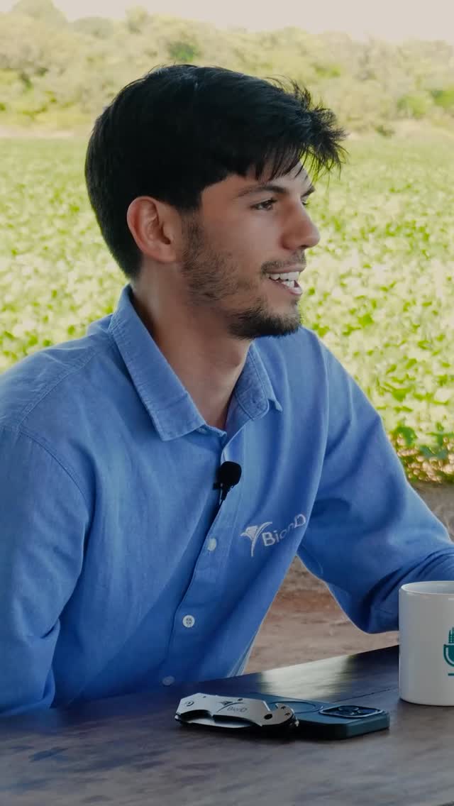 A nova geração chegou com tudo — ideias frescas, propósito e coragem pra transformar o agronegócio (e o mundo dos negócios). 🌱🚀
No novo episódio do Entre Safras, a gente fala sobre como a juventude está redefinindo o jeito de empreender, inovar e liderar.
🎧 Dá o play e vem entender por que o futuro dos negócios já começou — e tem sotaque jovem! 💬
#EntreSafras #DiamanteAgrícola #JuventudeNoAgro #TransformaçãoNosNegócios #Inovação